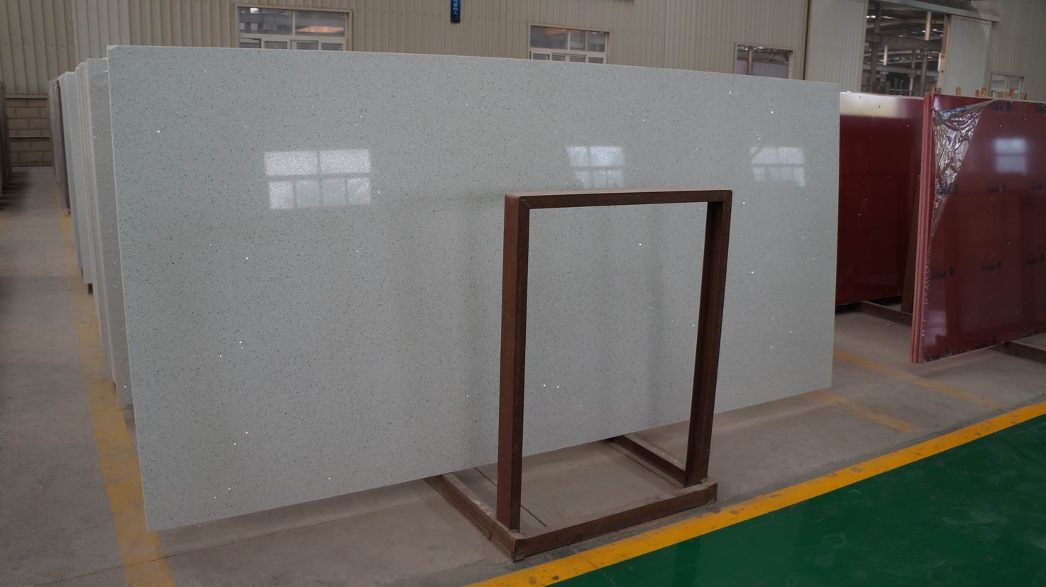 Sparkling white slabs